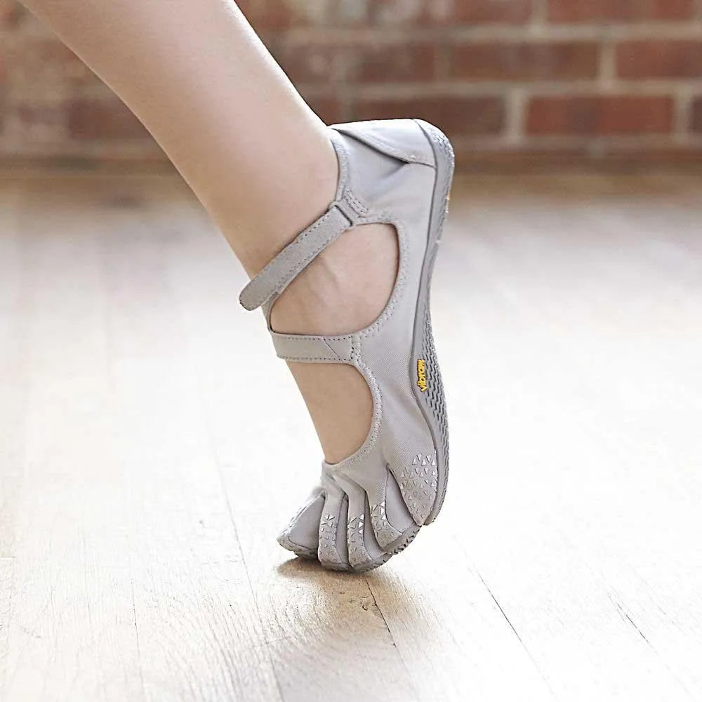 Paire de V-Soul femme gris perle, tige stretch respirante
